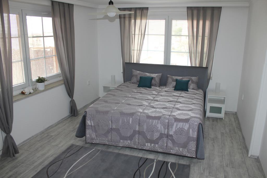 Apartmán Lípa Mikulov Habitación foto